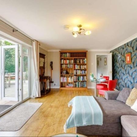 The Nook Located In A Beautiful Garden Setting With Parking Villa Stratford-upon-Avon Eksteriør bilde