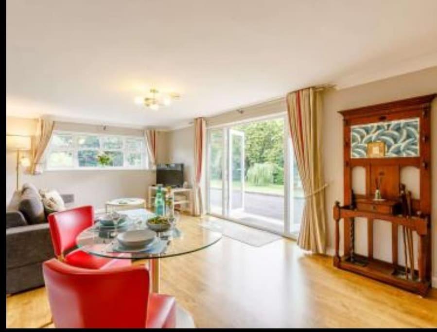 The Nook Located In A Beautiful Garden Setting With Parking Villa Stratford-upon-Avon Eksteriør bilde